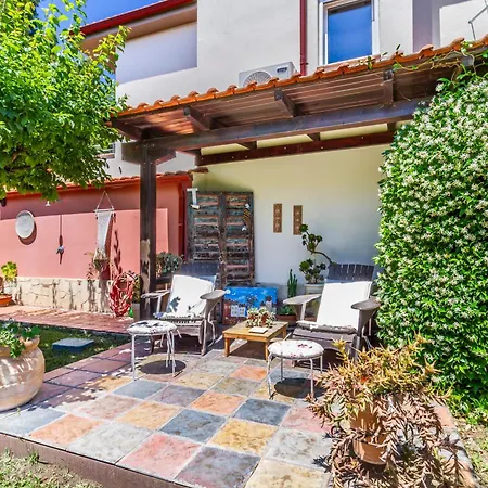 Kalendes Villa